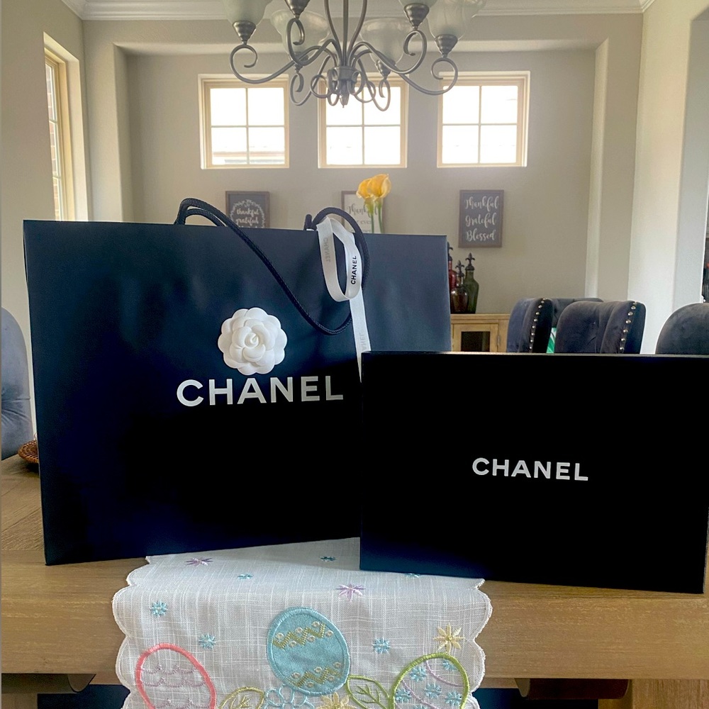 Authentic medium Chanel bag. (Box is for scale only)